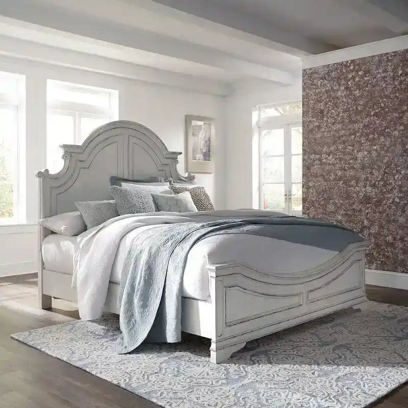 Letto a pannelli California King in corteccia invecchiata bianco antico